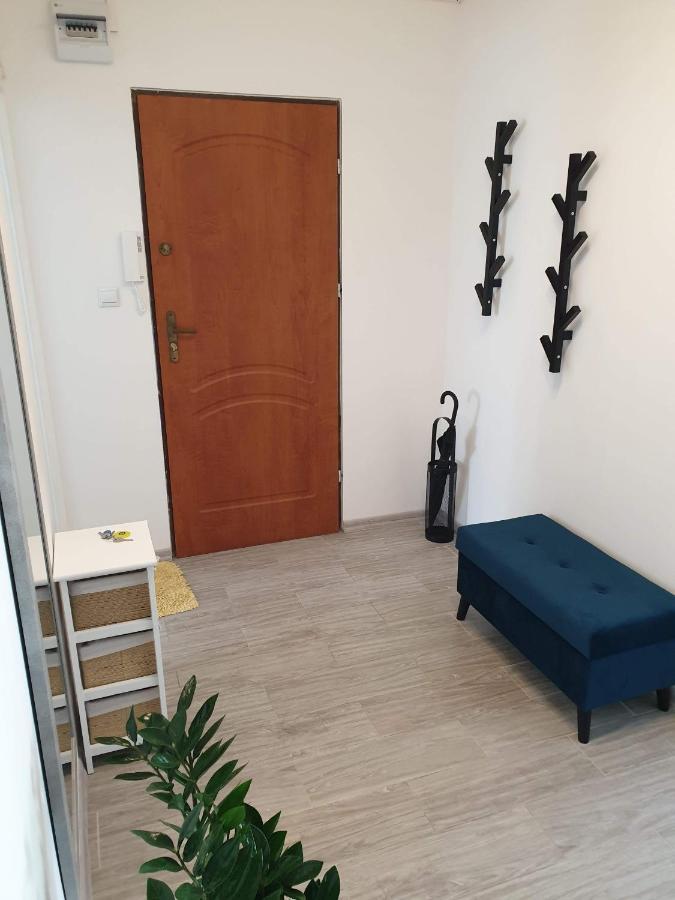 Goscinne Uzdrovisco Cieplice Apartment *